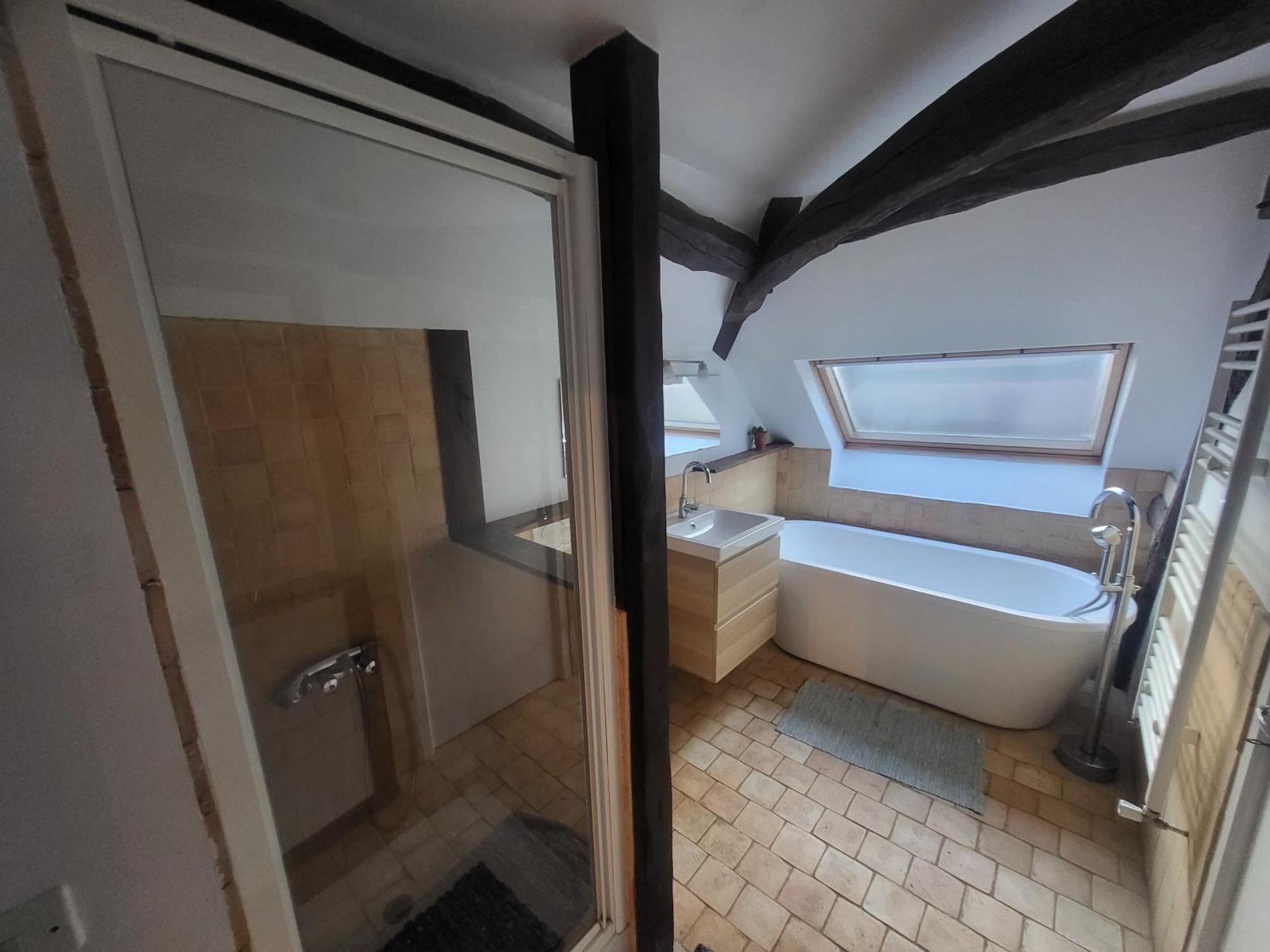 Les Oiseaux De Passage Bed & Breakfast Escolives-Sainte-Camille Luaran gambar